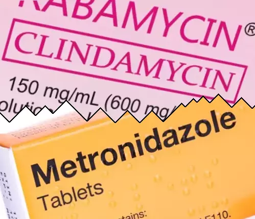 Clindamycine contre Métronidazole